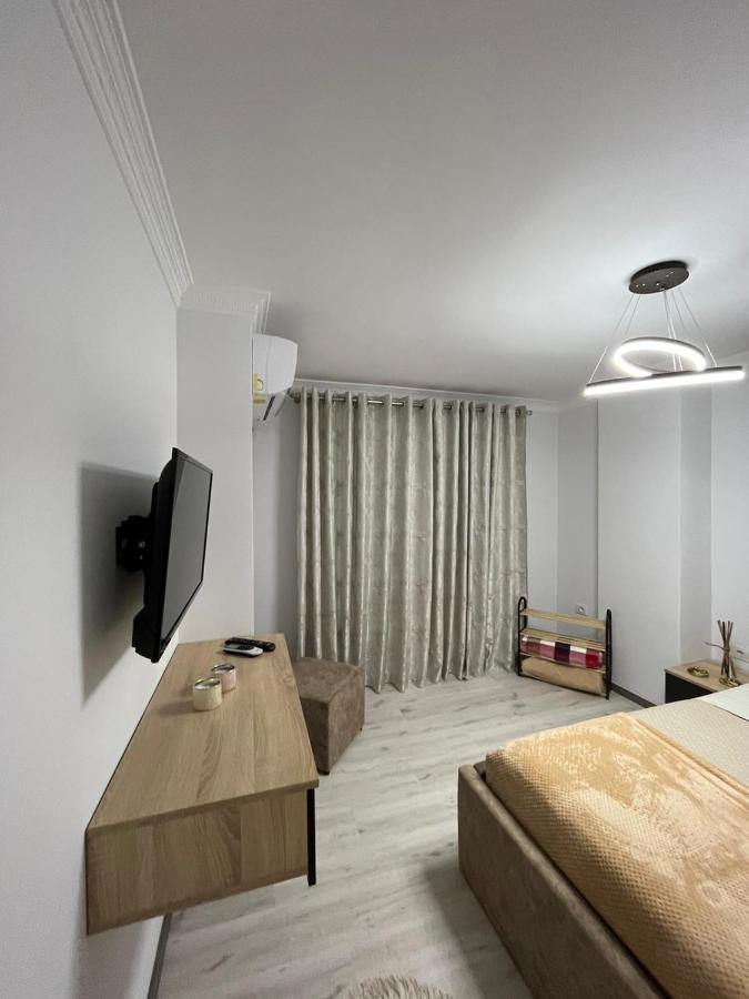 Luxury Home Golem  Bagian luar foto